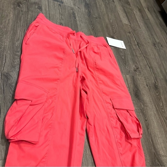 Lululemon Dance Studio Pants Relaxed Fit Mid Rise Cargo Jogger Glaze Pink Size M - Picture 3 of 10